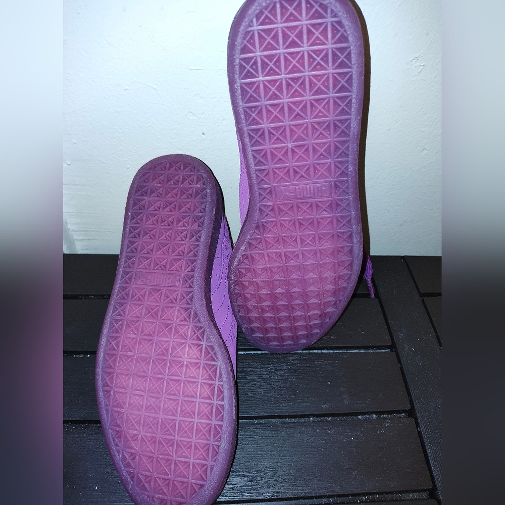 PUMA Women's Violet Suede Sneakers - Picture 6 of 7